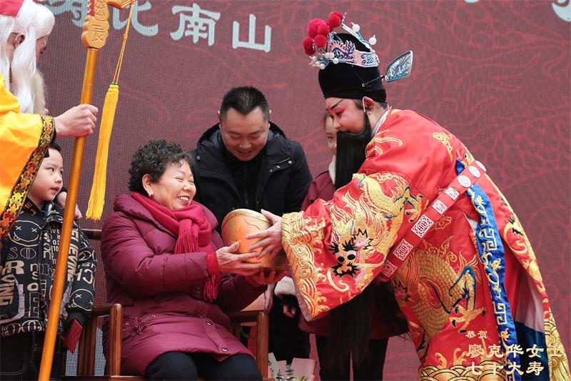 重慶慶典公司